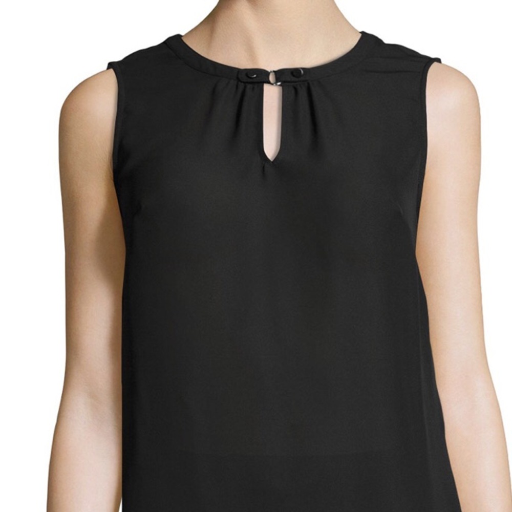 Laundry by Sheli Stegal top